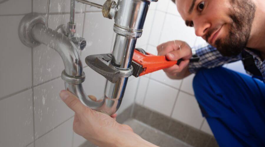 Leaking toilet repair in Kirby, WY